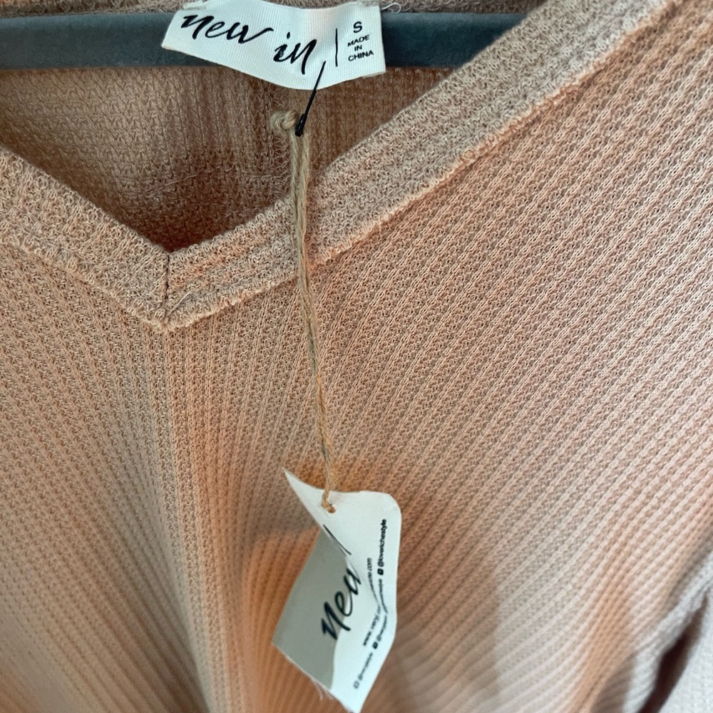 New In Shirt - Picture 2 of 2
